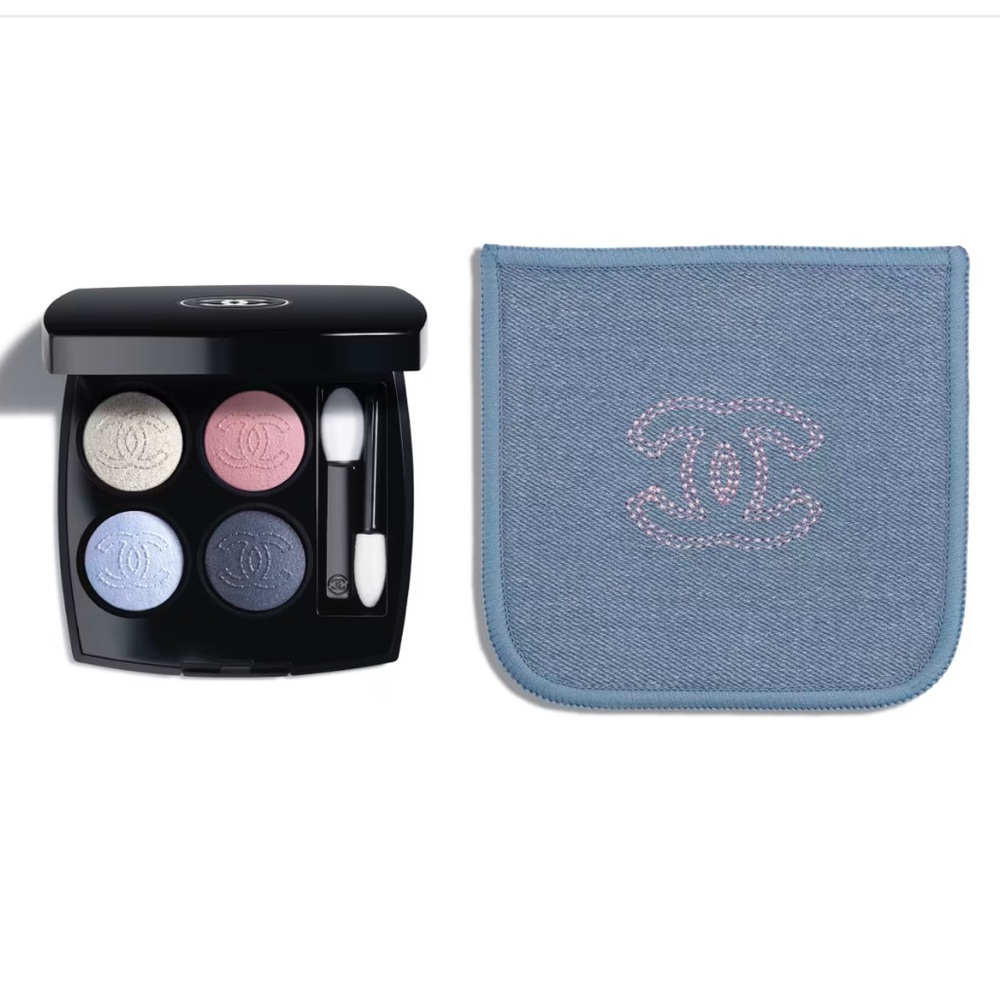 *SOLD* CHANEL Eyeshadow Quad with Blue Denim Case Les 4 ombres in 19 Denim Dream